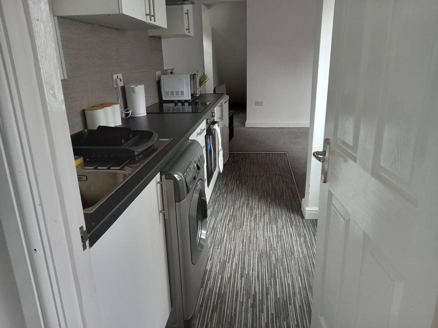 Appartamento Simple And Sweet, Flat On Lewis Street - 1 Br Stoke-on-Trent Esterno foto